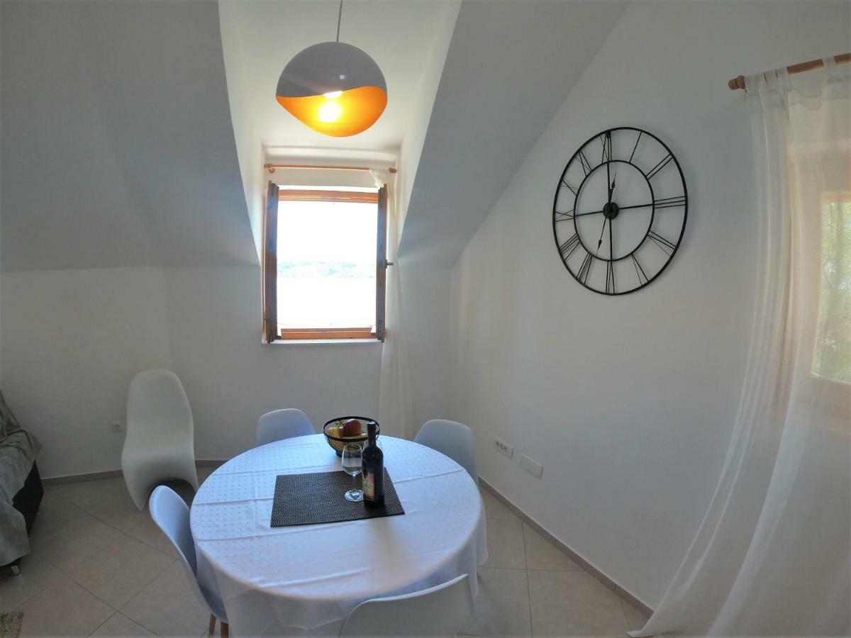 Apartment Vesna Primosten Exterior photo